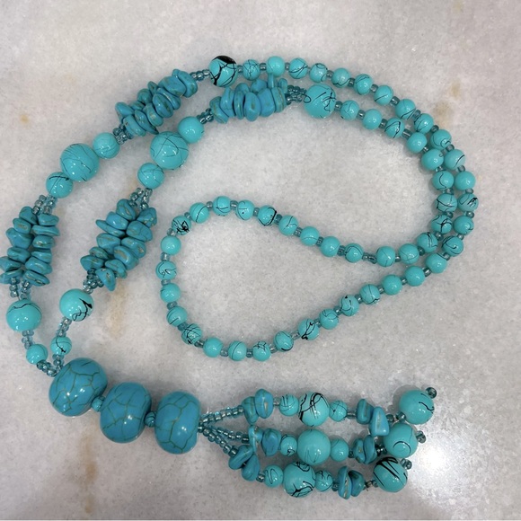 Blue Howlite Tassel Necklace - Picture 2 of 5